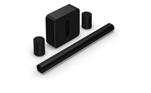Sonos Arc und Era 100 und Sub Surround Set von Sonos sind in schwarzer Version zu sehen.